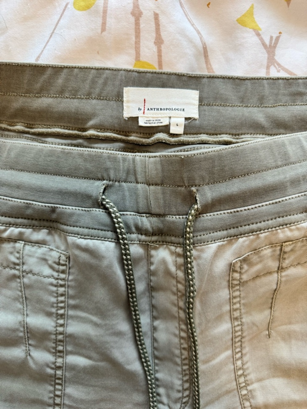 Anthropologie Olive/Taupe Women’s Drawstring Joggers - Picture 3 of 8